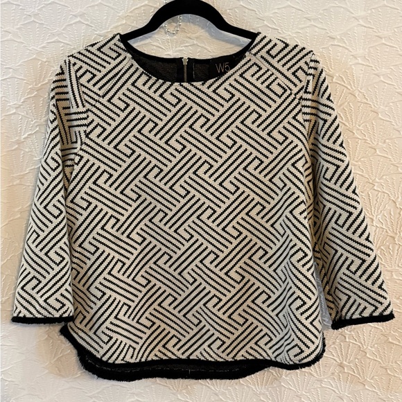 W5 Tops - W5 Black and White Geometric Patterned Knit Top/Anthro Vibes